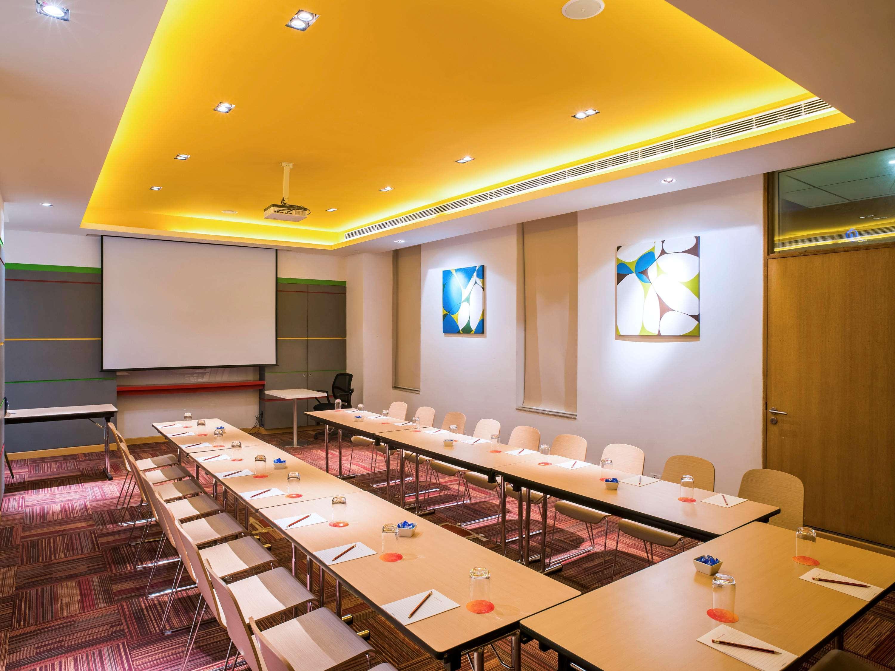 ibis Bengaluru Hosur Road - An AccorHotels Brand Exterior foto