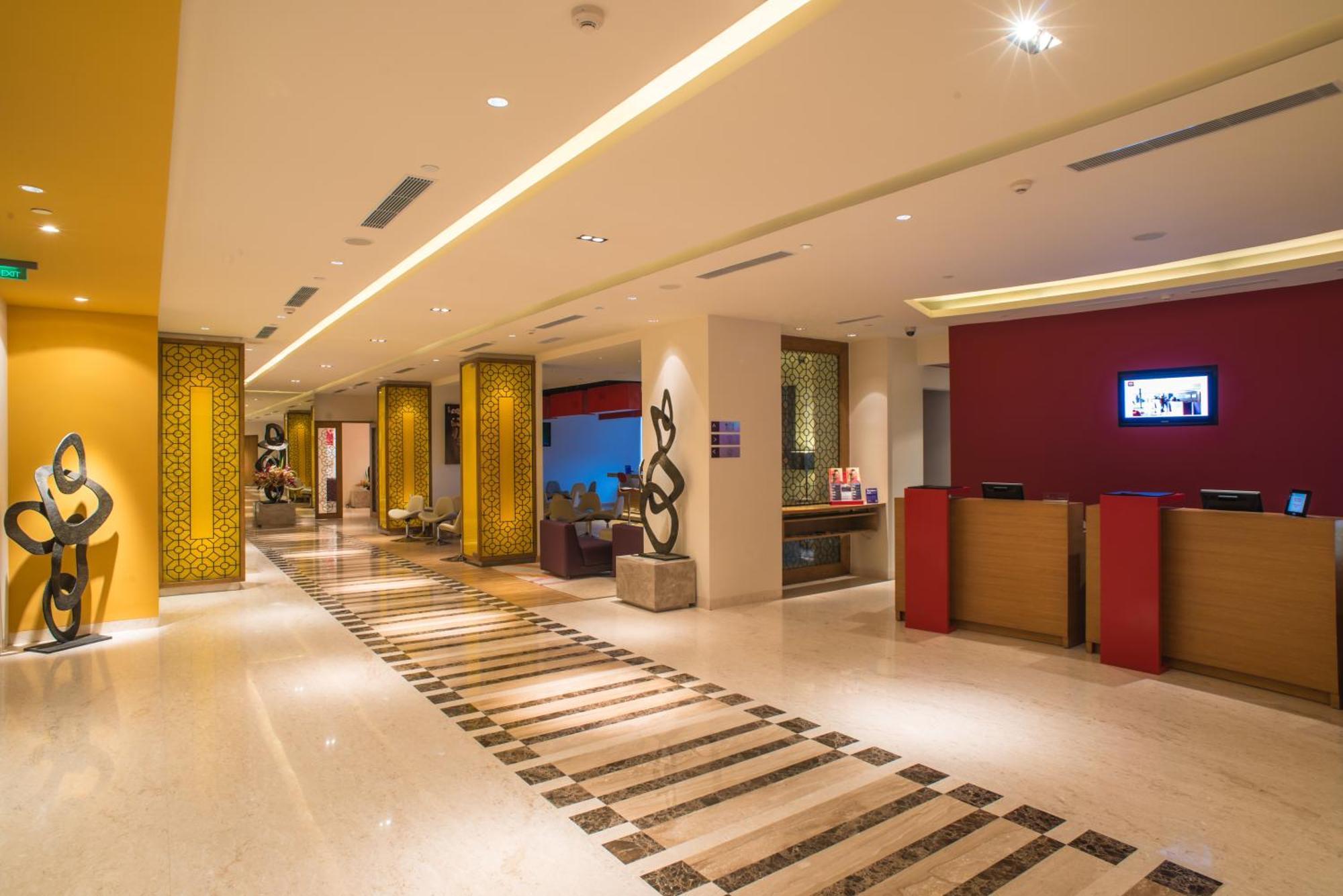 ibis Bengaluru Hosur Road - An AccorHotels Brand Exterior foto