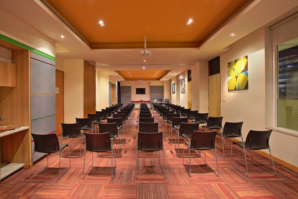 ibis Bengaluru Hosur Road - An AccorHotels Brand Exterior foto